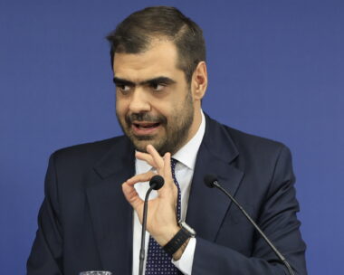 Ο κυβερνητικός εκπρόσωπος, Παύλος Μαρινάκης