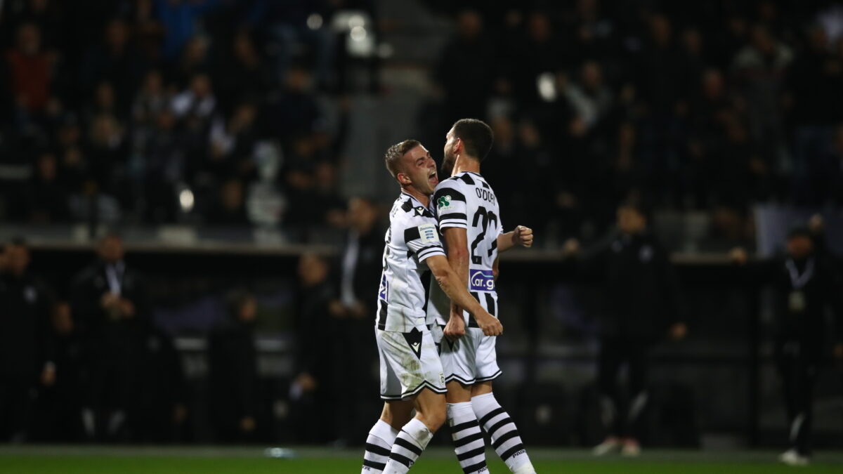 Ο Πέλκας πανηγυρίζει με τον Οζντόεφ στην Τούμπα (ΝΑΣΟΣ ΣΙΜΟΠΟΥΛΟΣ