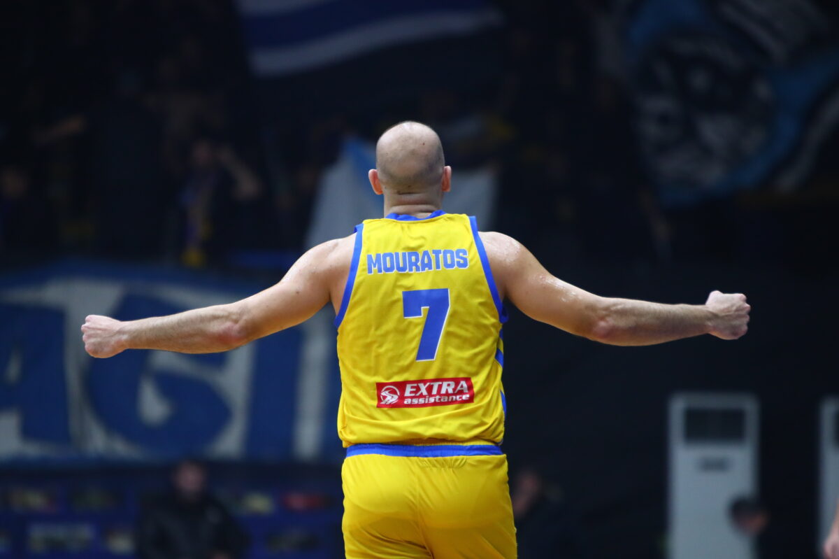 Ο Βασίλης Μουράτος του Περιστερίου