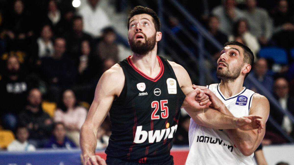 Αλεκ Πίτερς