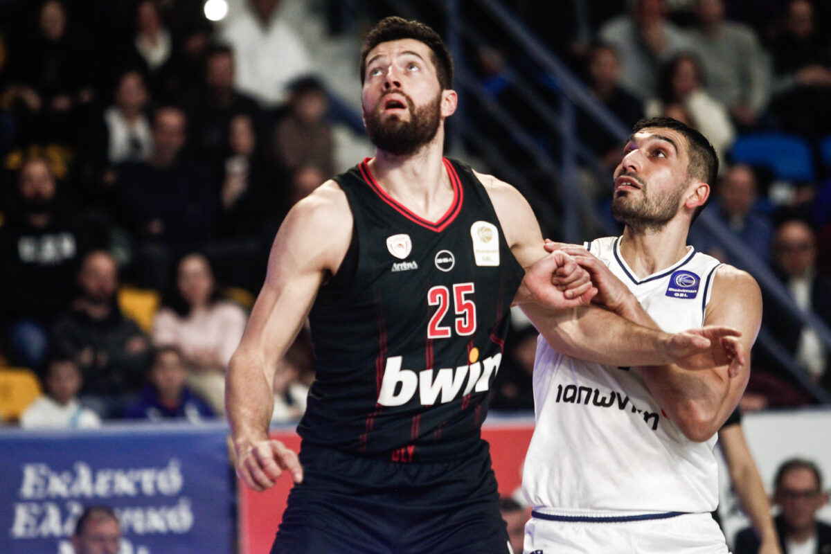 Αλεκ Πίτερς