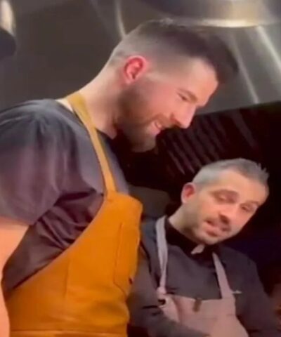 Ο Άλεκ Πίτερς σε ρόλο σεφ στην κουζίνα του TwentyFive