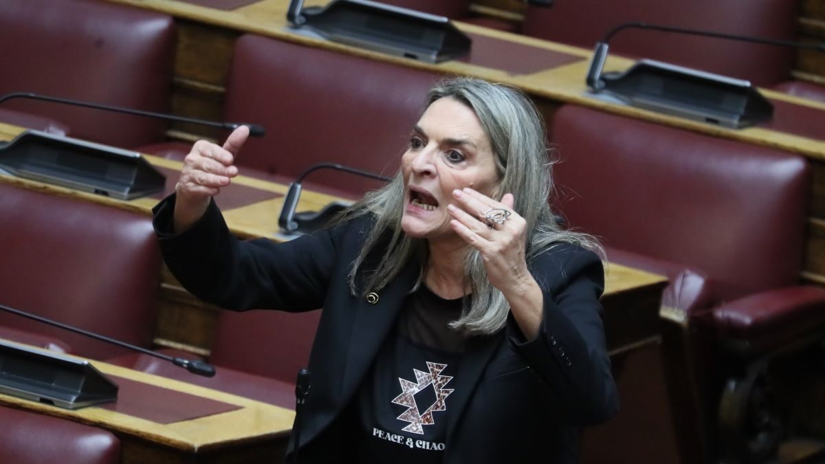 Η βουλευτής της Νέας Αριστεράς, Πέτη Πέρκα