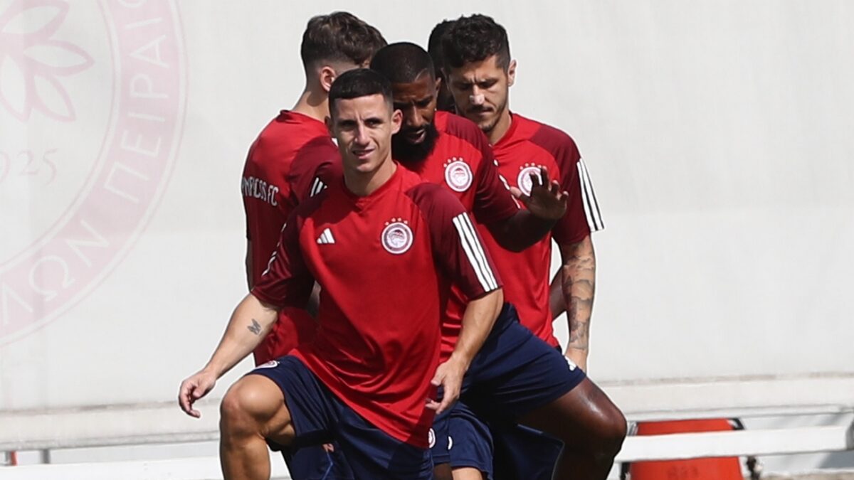 Ο Ποντέσνε με τον Ροντινέι στην προπόνηση (ΣΤΕΛΙΟΣ ΣΤΕΦΑΝΟΥ