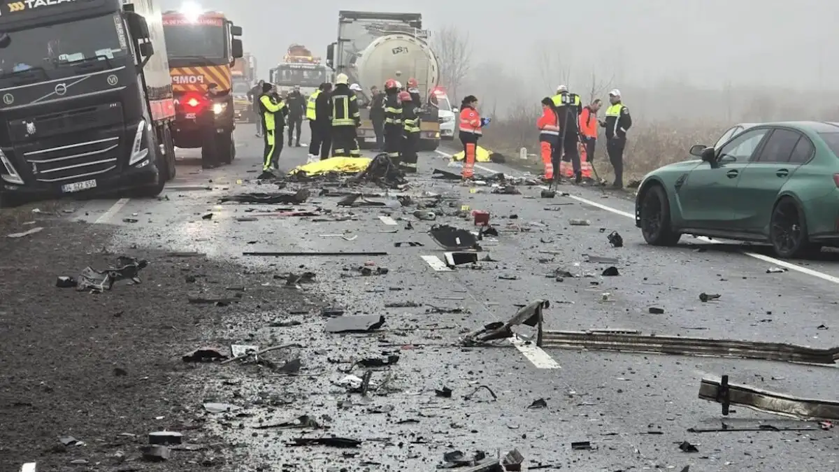Τραγωδία με οπαδούς του ΠΑΟΚ στη Ρουμανία: Ταυτοποιήθηκαν οι σοροί των 7 Ελλήνων που σκοτώθηκαν στο τροχαίο