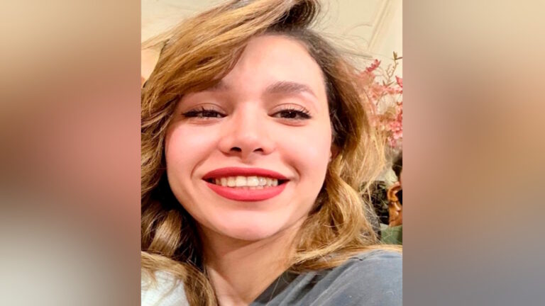 Η Ρουμπίνα Αμινιάν