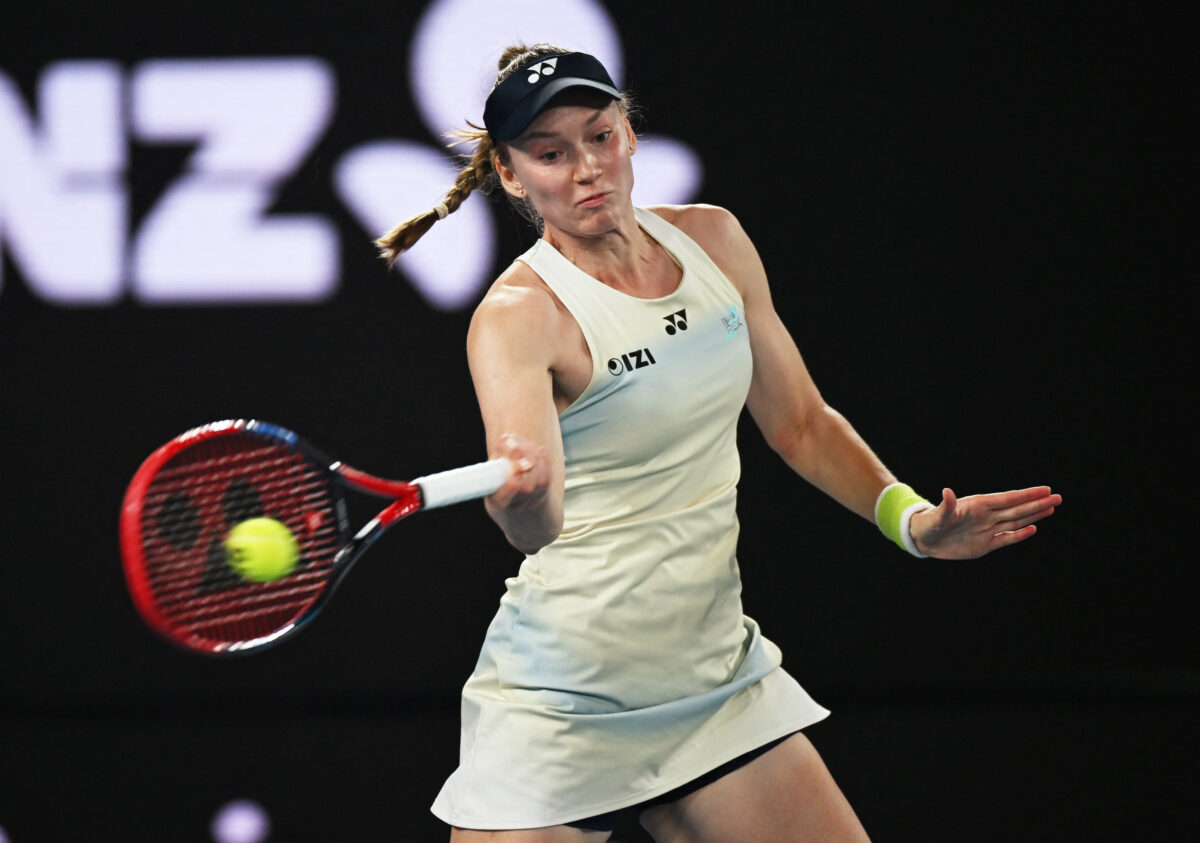 Η Έλενα Ριμπάκινα