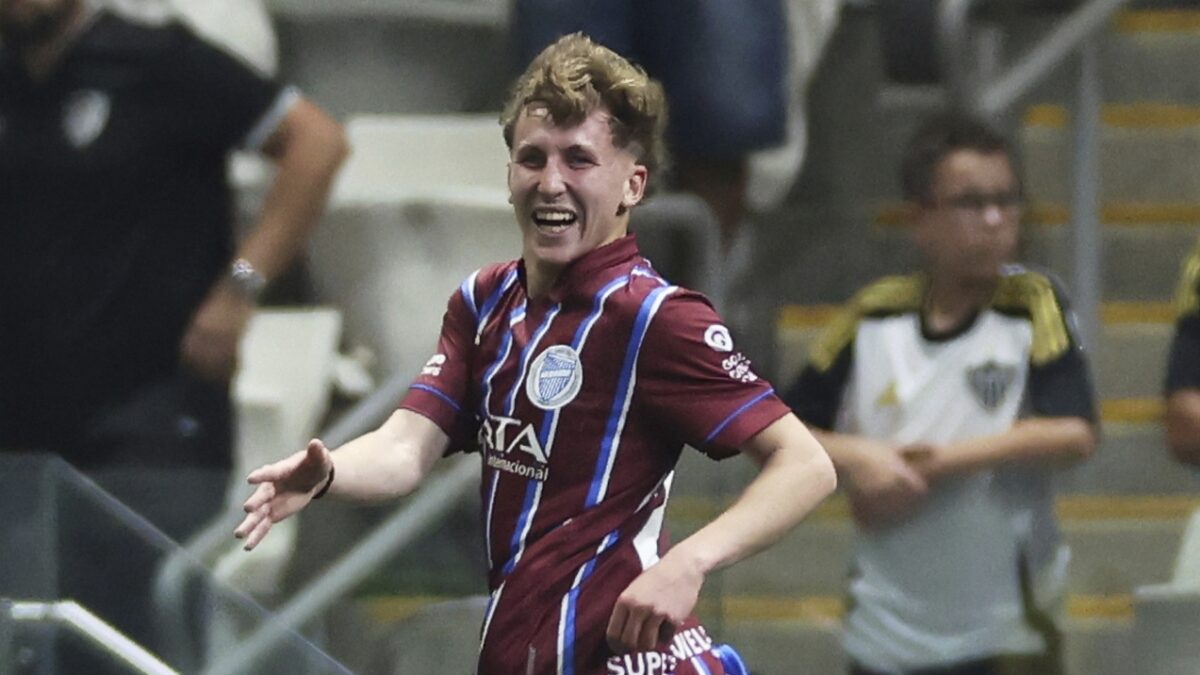 Ο Σαντίνο Αντίνο σε αγώνα της Γοδόι Κρουζ (AP Photo