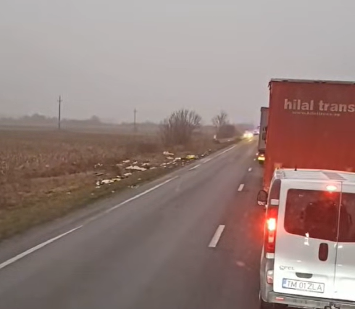 Η εικόνα του Έλληνα οδηγού της νταλίκας που πέρασε από το σημείο του ατυχήματος