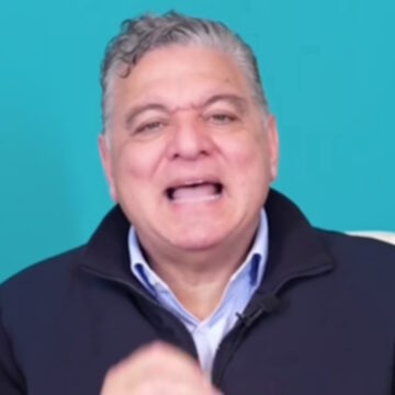 Ο Νίκος Σύκας