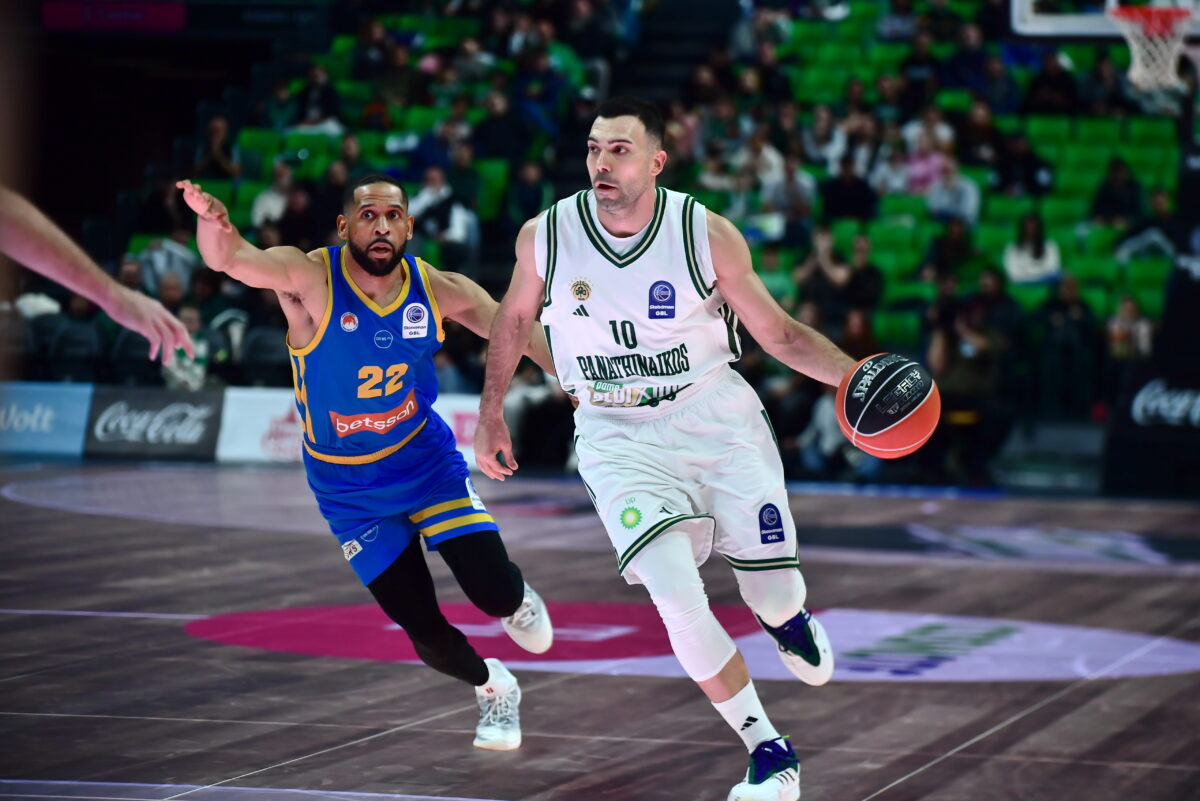 Ο Κώστας Σλούκας κόντρα στο Περιστέρι (ΔΗΜΗΤΡΗΣ ΜΠΙΡΝΤΑΧΑΣ