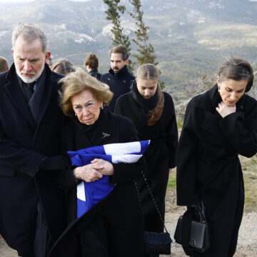 Κηδεία πριγκίπισσας Ειρήνης στο Τατόι