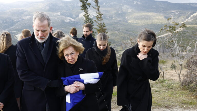 Κηδεία πριγκίπισσας Ειρήνης στο Τατόι