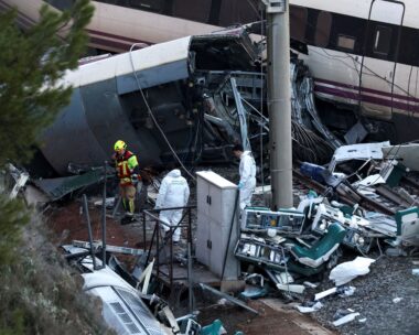 Τουλάχιστον 39 νεκροί από την σιδηροδρομική τραγωδία στην Ισπανία