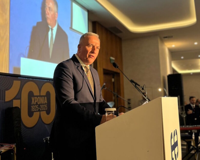 Σταύρος Καλαφάτης