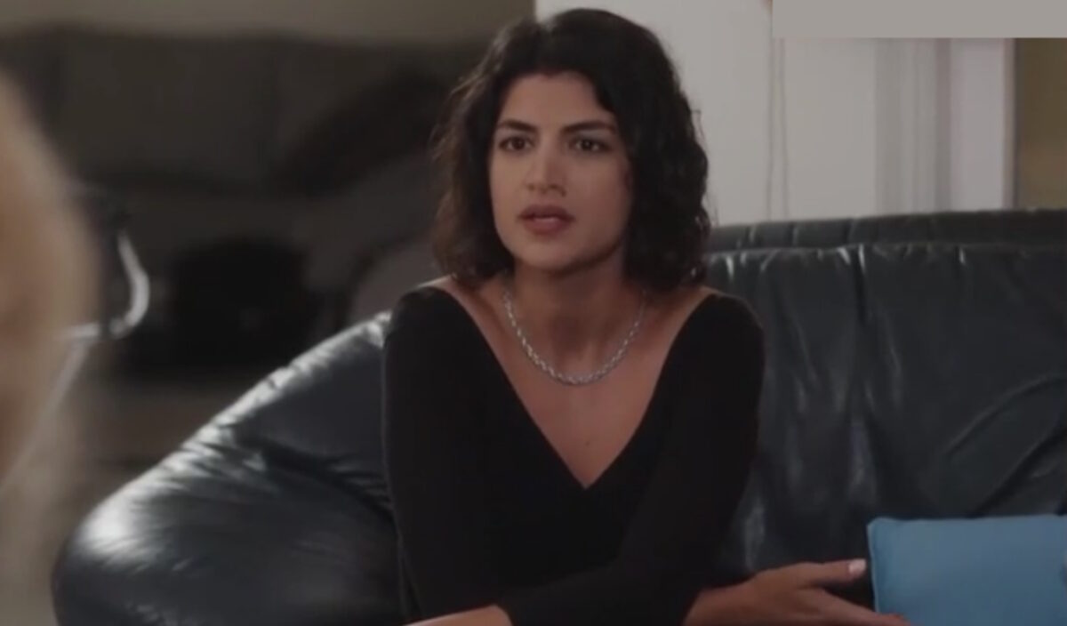 Στεφανία Καλομοίρη: Μου λένε «είσαι τόσο γλυκό παιδί, πώς βγαίνεις τόσο κακιά και αδυσώπητη στη 