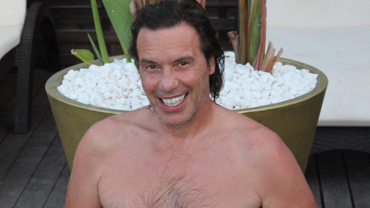 Στράτος Τζώρτζογλου