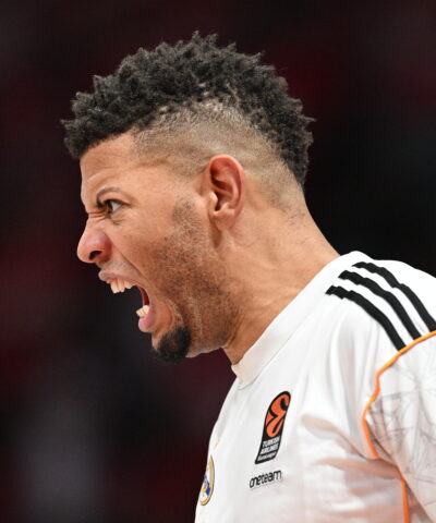 Ο Ταβάρες σε πανηγυρικό στιγμιότυπο (ΑΝΤΩΝΗΣ ΝΙΚΟΛΟΠΟΥΛΟΣ