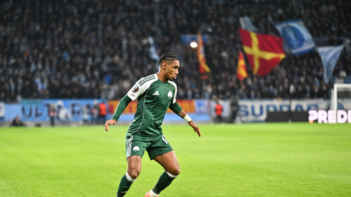 Ο Τετέ με τη φανέλα του Παναθηναϊκού