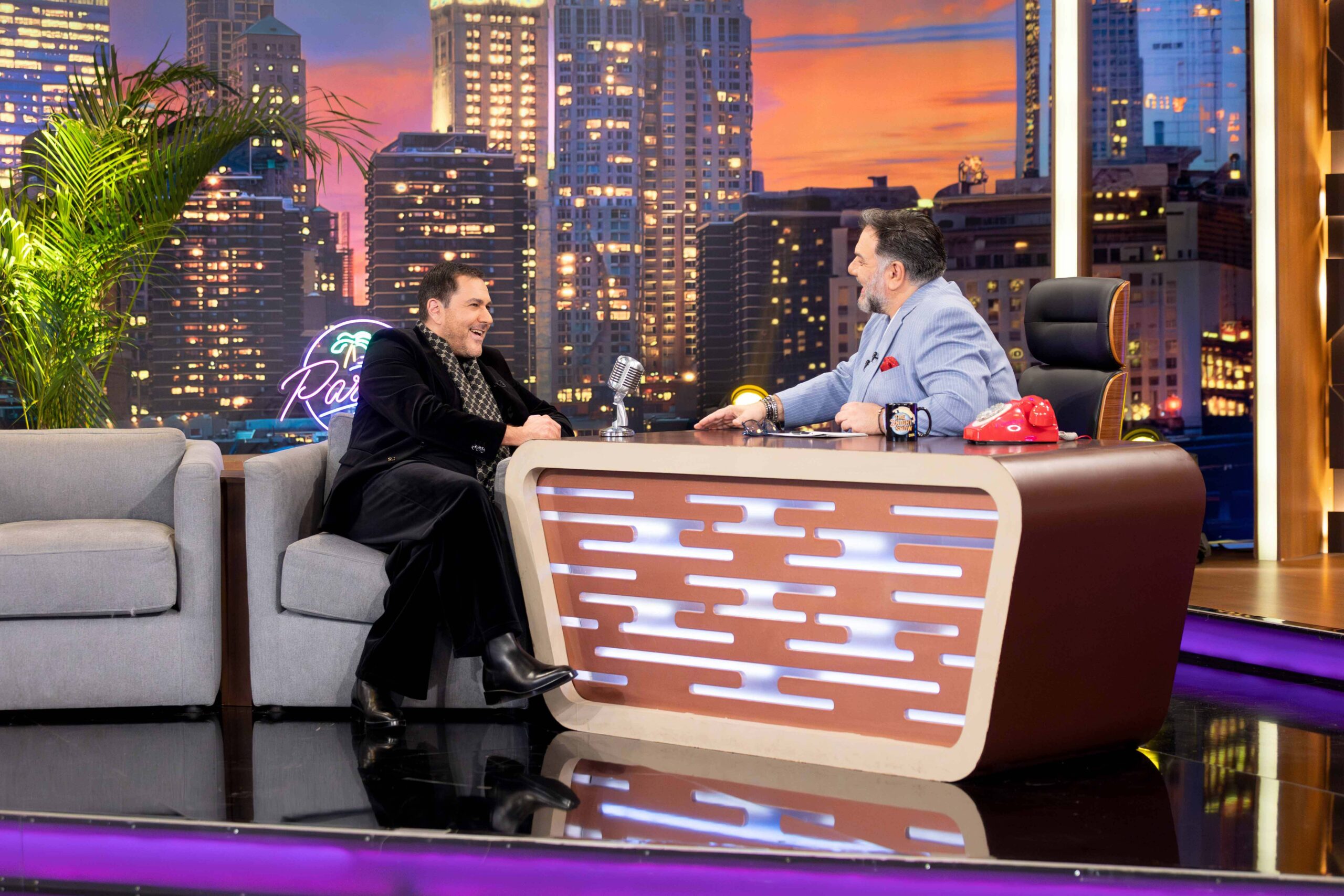 Βρεττός Βρεττάκος, Γρηγόρης Αρναούτογλου