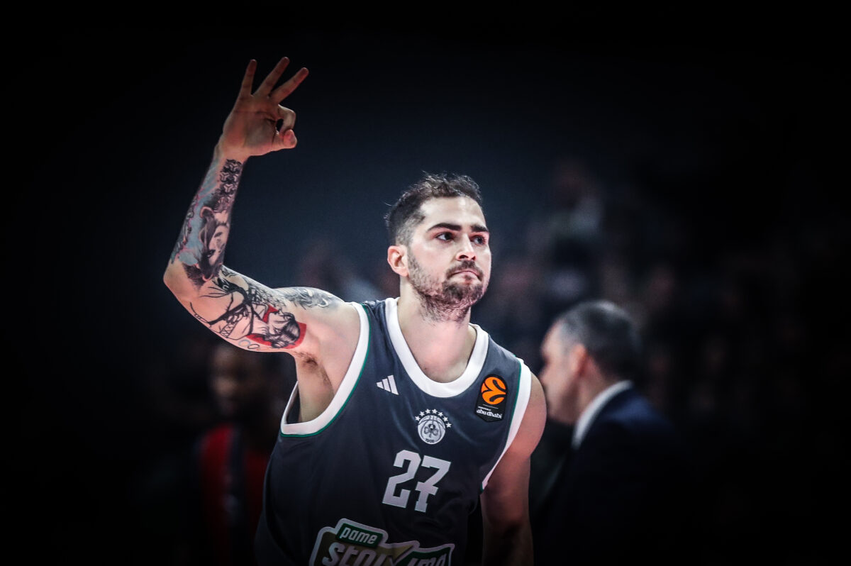 Ο Τολιόπουλος