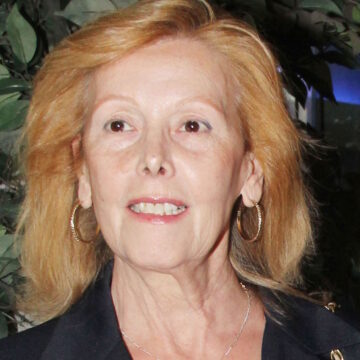 Τόνια Καζιάνη