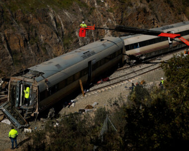 Σιδηροδρομική τραγωδία στην Ισπανία