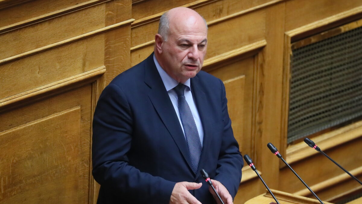 Ο Κώστας Τσιάρας