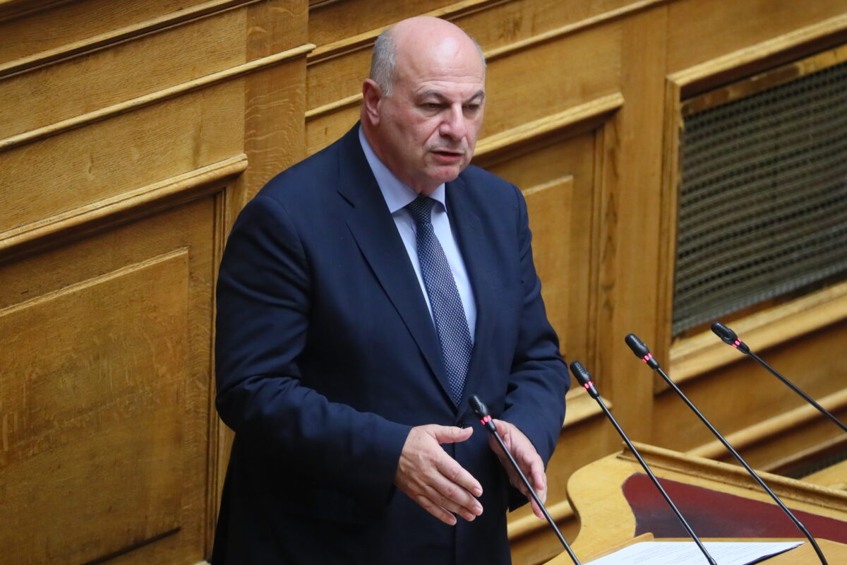 Ο Κώστας Τσιάρας