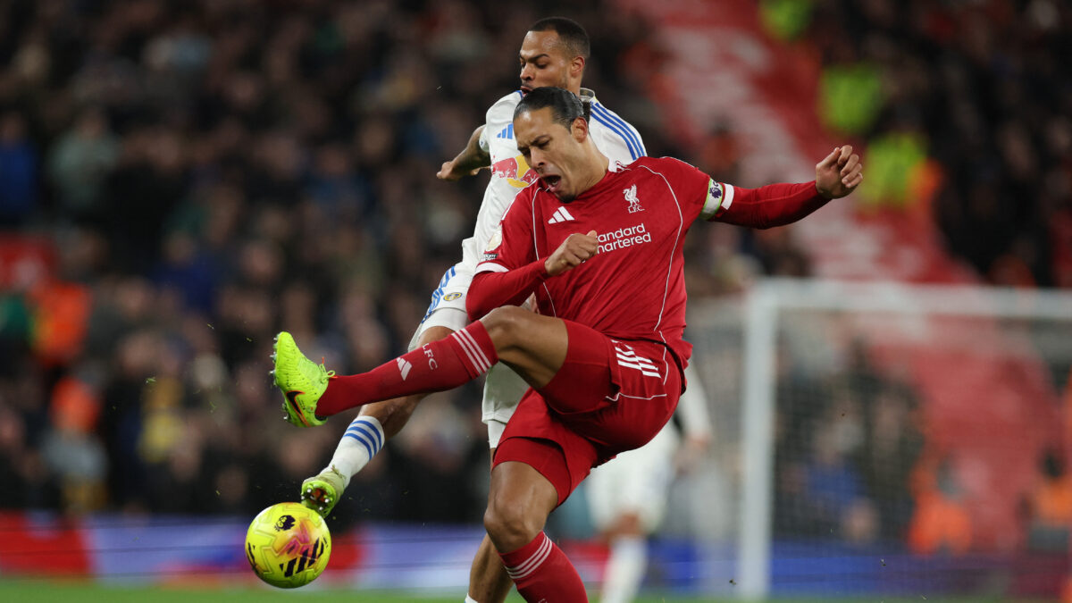 Ο Φαν Ντάικ κόντρα στη Λιντς