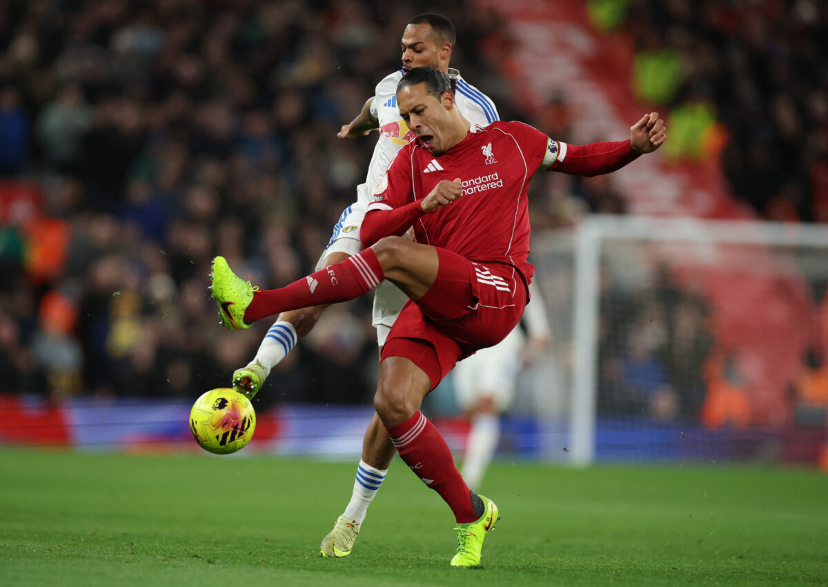 Ο Φαν Ντάικ κόντρα στη Λιντς