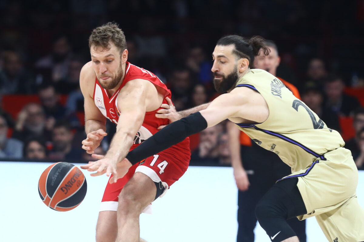 Ο Σάσα Βεζένκοφ