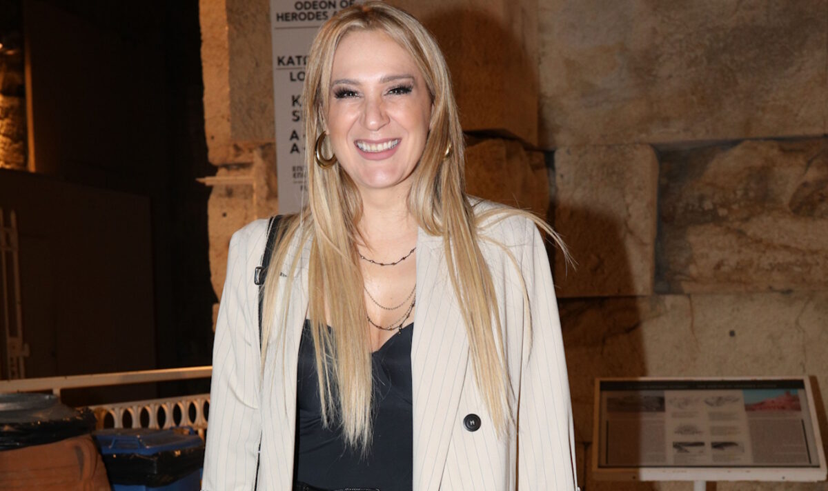 Βίκυ Καρατζόγλου