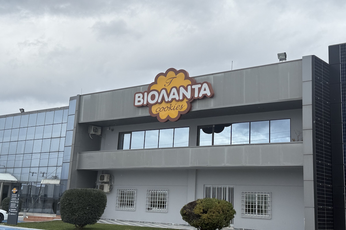 ΟΙ ΕΓΚΑΤΑΣΤΑΣΕΙΣ ΤΟΥ ΕΡΓΟΣΤΑΣΙΟΥ ΜΠΙΣΚΟΤΩΝ "ΒΙΟΛΑΝΤΑ" ΣΤΑ ΤΡΙΚΑΛΑ