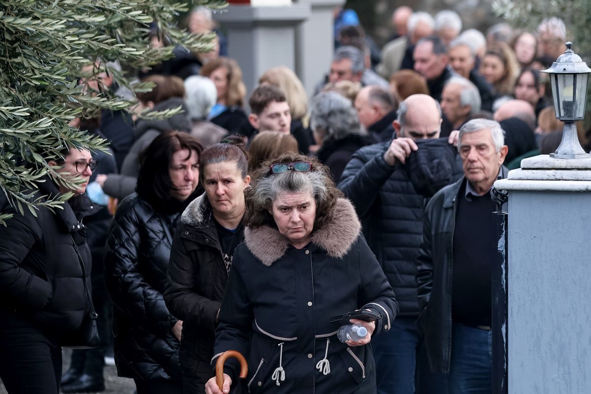 Κηδείες των θυμάτων της τραγωδίας στη «Βιολάντα»