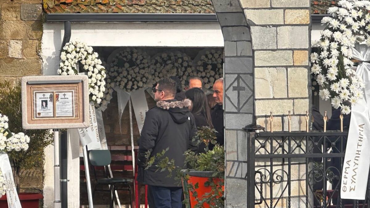 Κηδείες 5 εργαζόμενων στη «Βιολάντα»