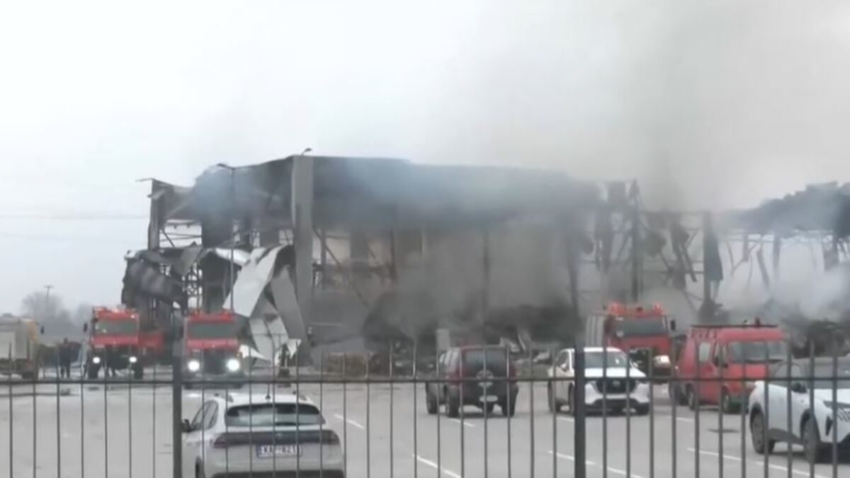 Τραγωδία στο εργοστάσιο της «Βιολάντα»: 4 νεκρές γυναίκες από τη μεγάλη φωτιά – Ακόμη μία αγνοείται