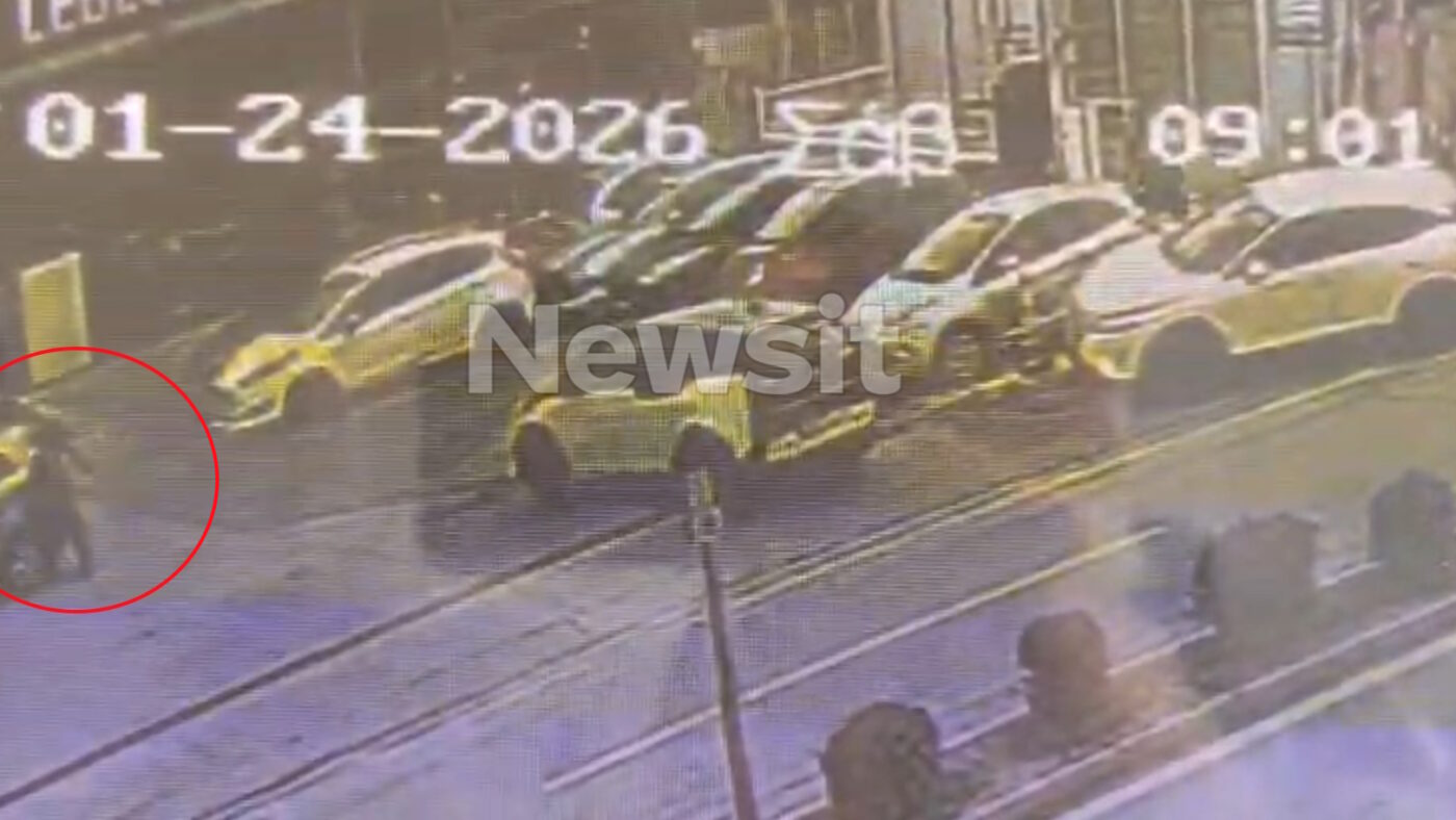 Η στιγμή της παράσυρσης στα Βριλήσσια