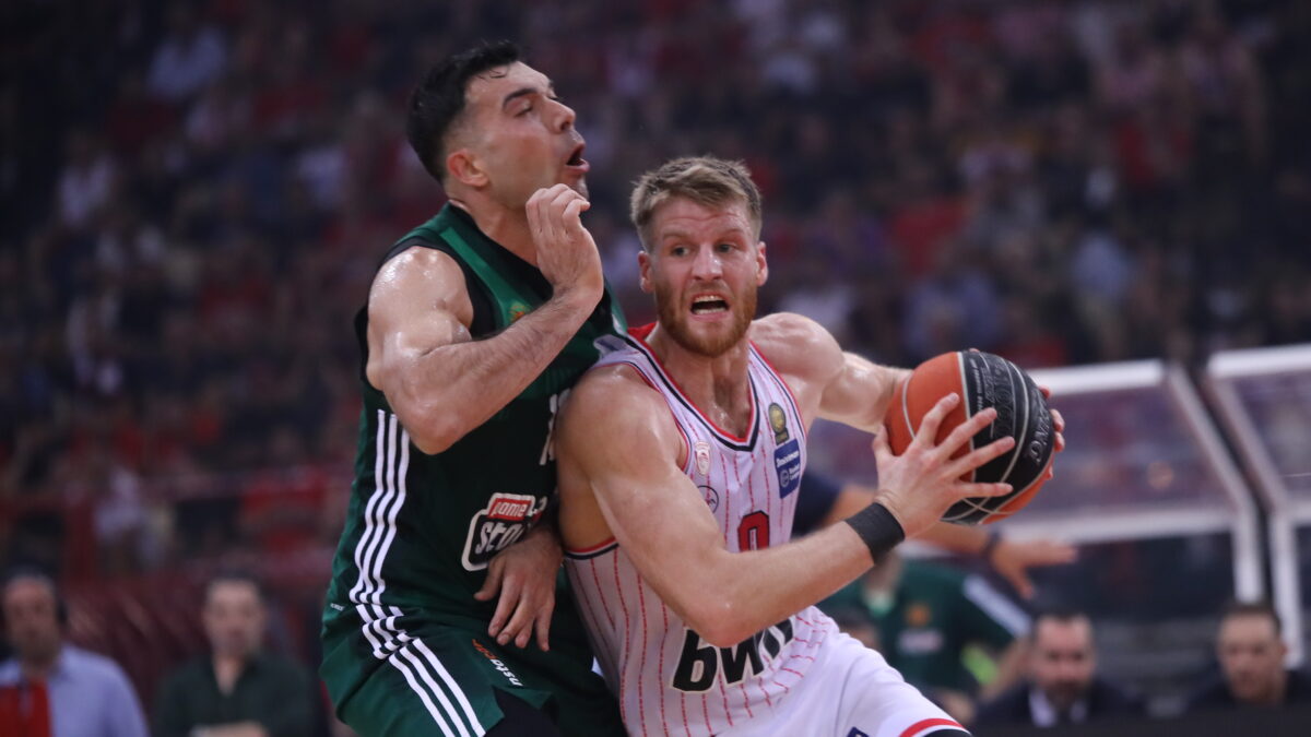 Ο Γουόκαπ κόντρα στον Σλούκα (ΣΤΕΛΙΟΣ ΣΤΕΦΑΝΟΥ