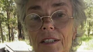 Η Ρέιτσελ Γουόρντ