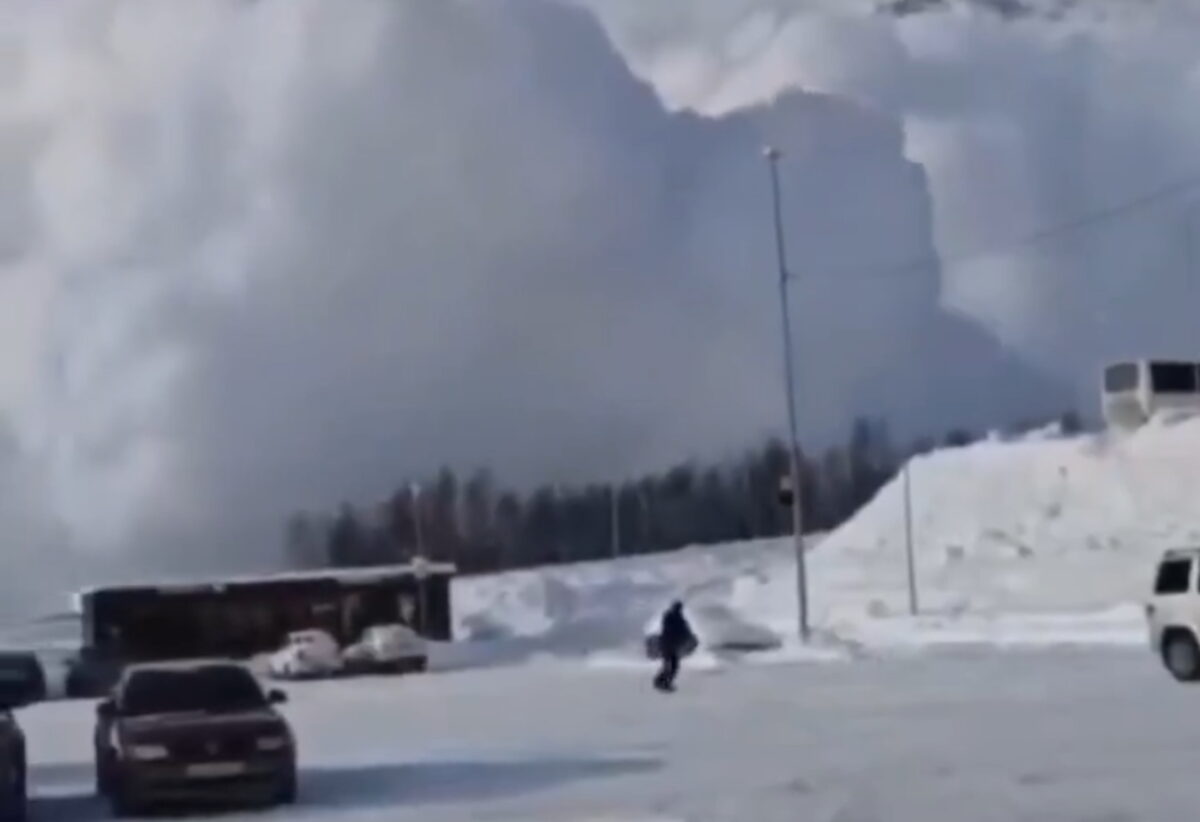 Χιονοστιβάδα