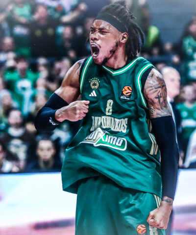 Ο Ρισόν Χολμς πανηγυρίζει κόντρα στη Βίρτους (ΑΡΓΥΡΩ ΑΝΑΣΤΑΣΙΟΥ