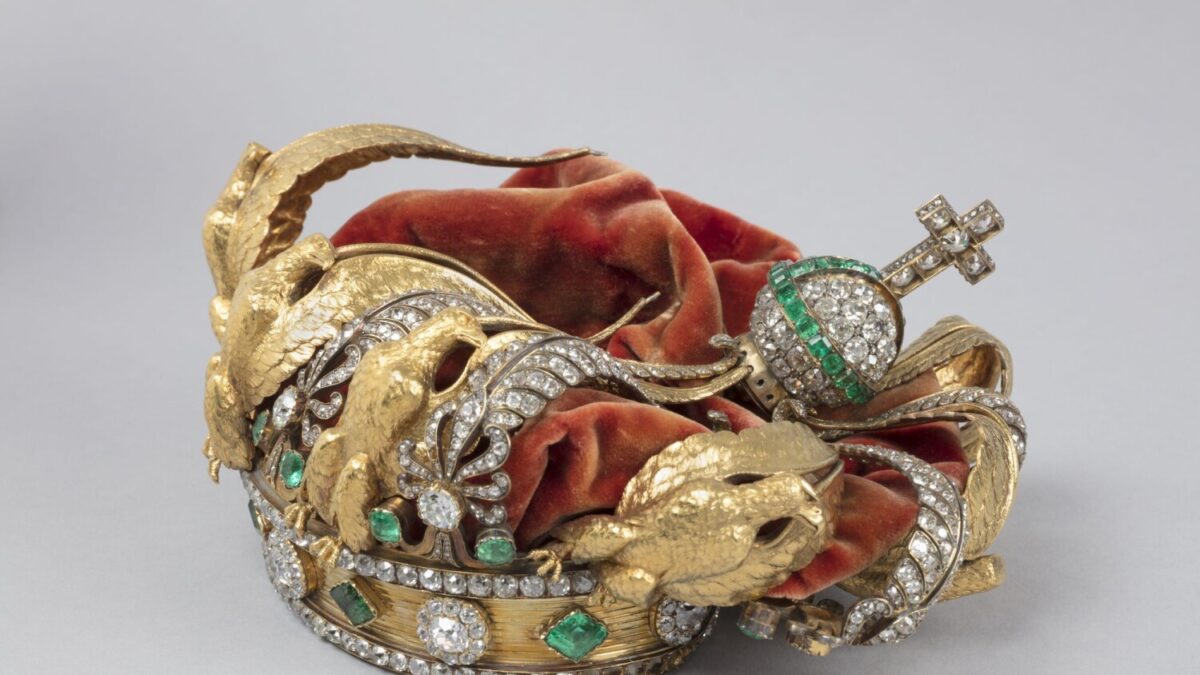 Η κατεστραμμένη τιάρας της αυτοκράτειρας Ευγενίας