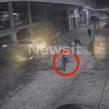 Άγιος Δημήτριος: Βίντεο – ντοκουμέντα από την επεισοδιακή καταδίωξη με κλεμμένο αυτοκίνητο που κατέληξε σε μαγαζί