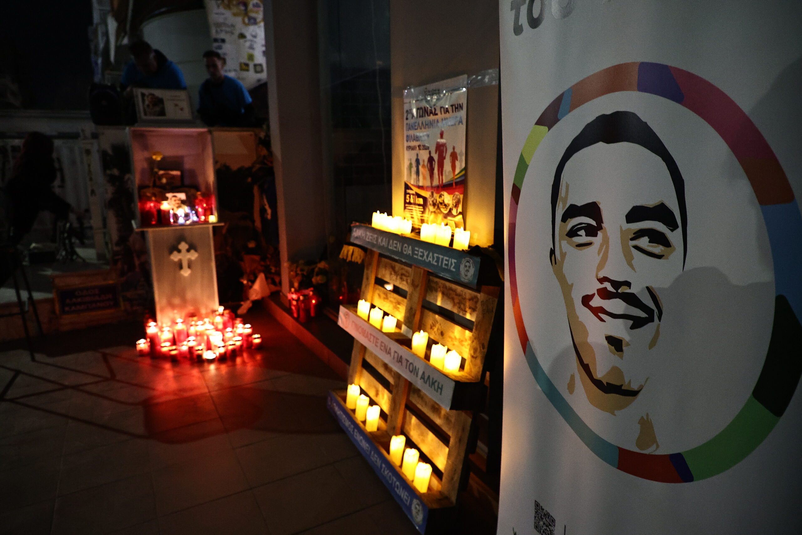 Άλκης Καμπανός