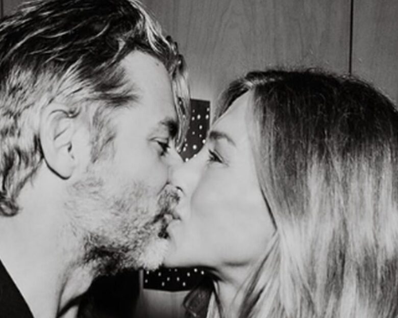 Τζένιφερ Άνιστον και Τζιμ Κέρτις