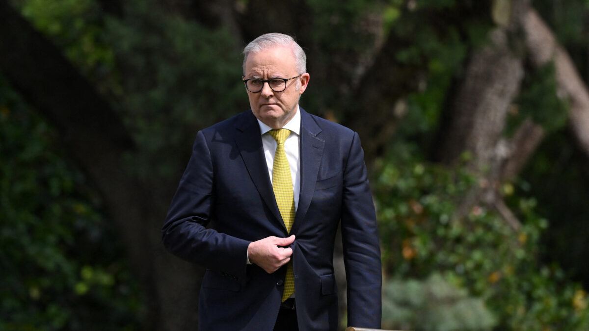 Australian Prime Minister Anthony Albanese attends a ceremonial welcome for Israel’s President Isaac Herzog at Government House in Canberra, Australia, February 11, 2026. AAP/Lukas Coch via REUTERS ATTENTION EDITORS - THIS IMAGE WAS PROVIDED BY A THIRD PARTY. NO RESALES. NO ARCHIVE. AUSTRALIA OUT. NEW ZEALAND OUT. NO COMMERCIAL OR EDITORIAL SALES IN NEW ZEALAND. NO COMMERCIAL OR EDITORIAL SALES IN AUSTRALIA.