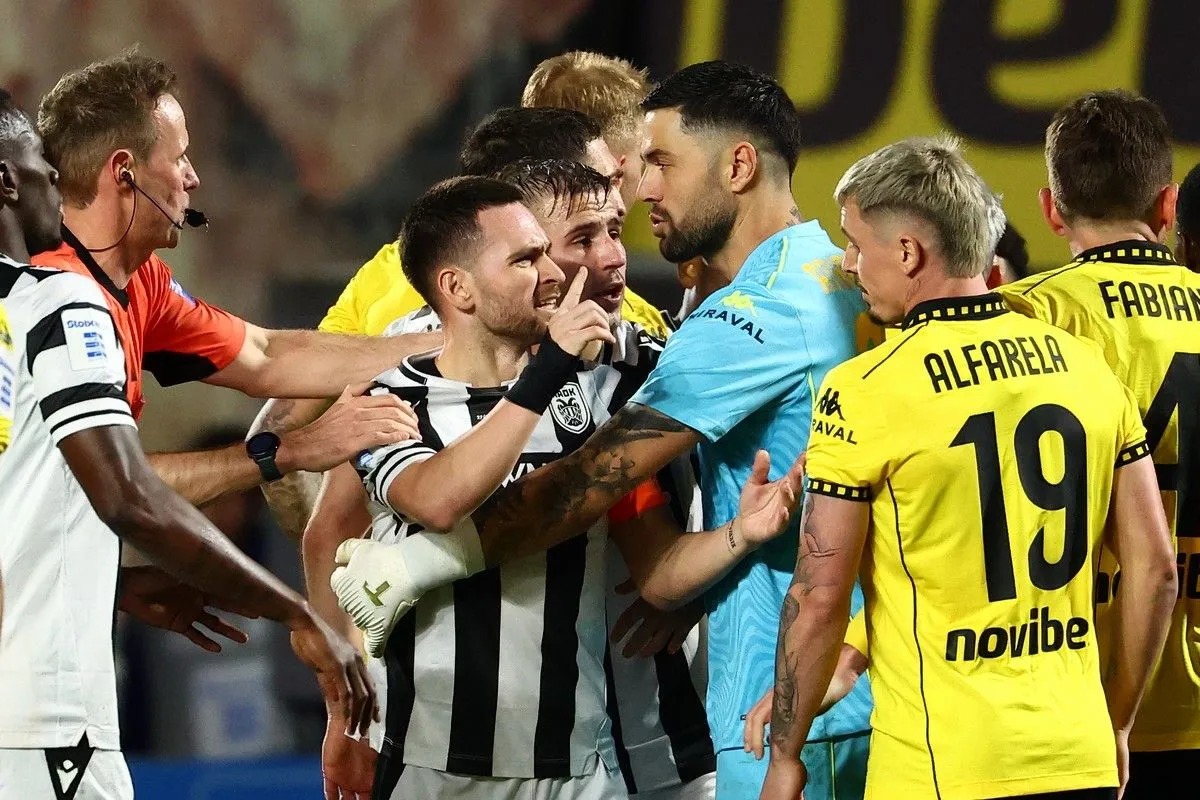 Ένταση στο Άρης - ΠΑΟΚ