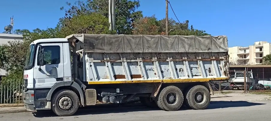 Ξήλωμα παράνομης ηλεκτροδότησης στον Ασπρόπυργο