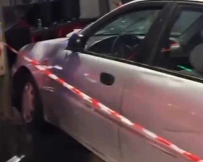 Το αυτοκίνητο μετά την καταδίωξη